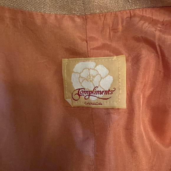 Vintage Made in Canada Dusty Rose Blazer - Picture 8 of 8